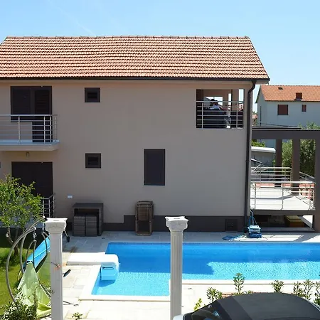 Branko Apartamento